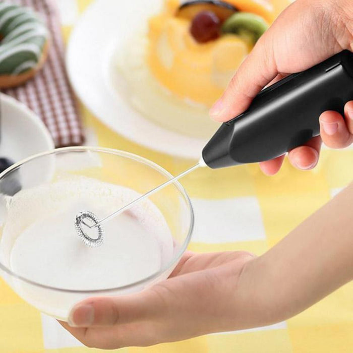 2-Piece Set of Cordless Electric Whisks for Frothing Milk, Lattes, and Eggs: black, silver handheld electric milk frother, mi