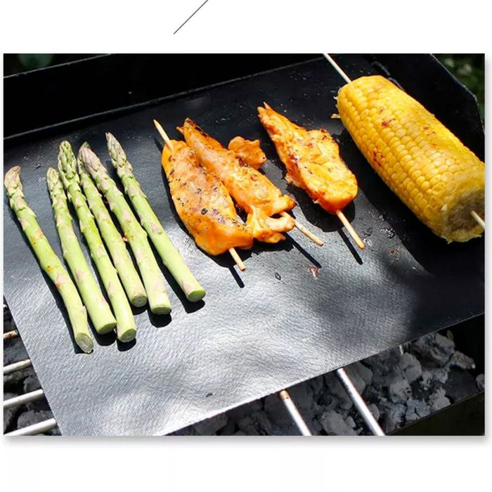 5-Piece Set of Nonstick Reusable Grill Mats for BBQ Meat: black black grill cooking mat, minimal style