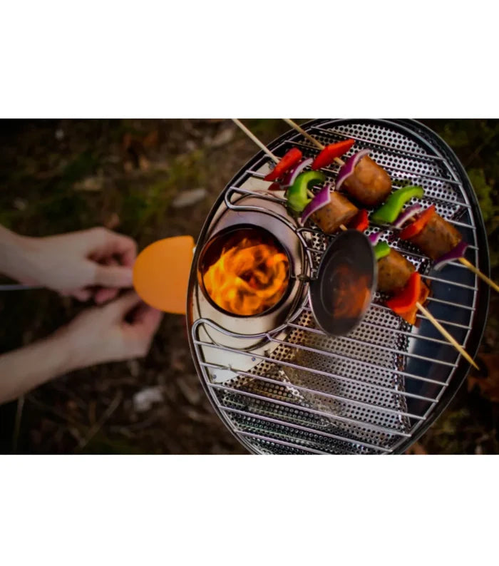 Re-stoke in a snap. Flip open the fuel Intake lid and have direct control of flame levels without disrupting the grill surface