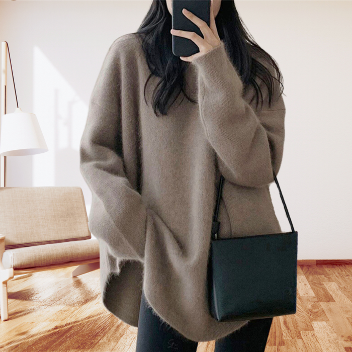 Cozy Relaxed Sweater: dusty pink, black long sweater/top, minimal casual style