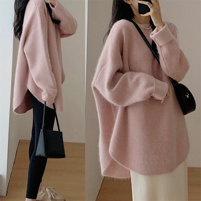 Cozy Relaxed Sweater: dusty pink, black long sweater/top, minimal casual style