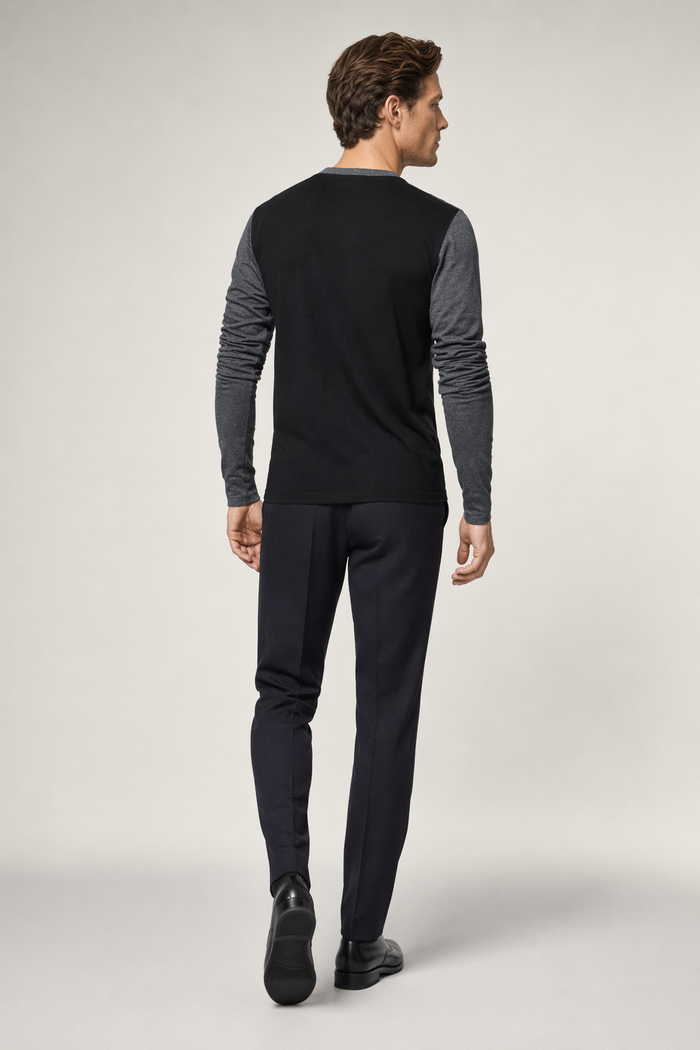 Dual Tone V-Neck Long Sleeve Men's Top Default