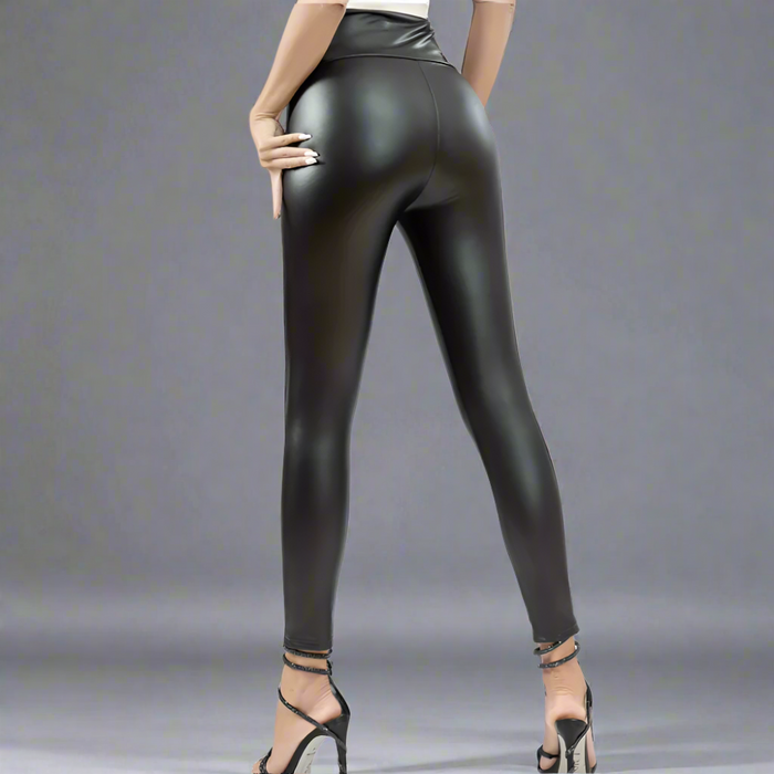 Fleece Lined Vegan Leather Yoga Leggings with High Waist for Winter: black leggings/pants, minimal style