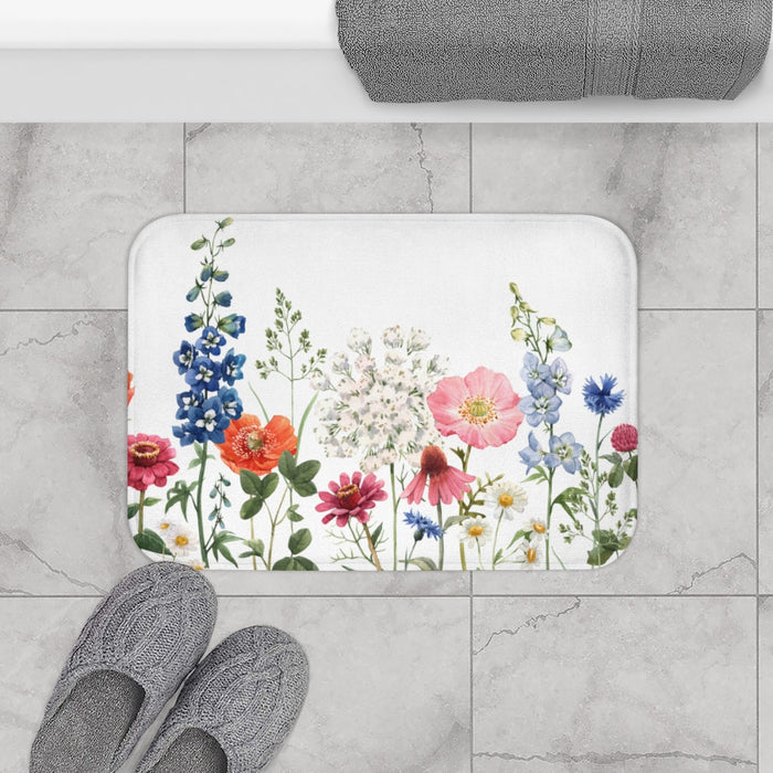 Floral Garden Bath Mat: Decorative Rug for Springtime: white, green wildflower garden, botanical watercolor style