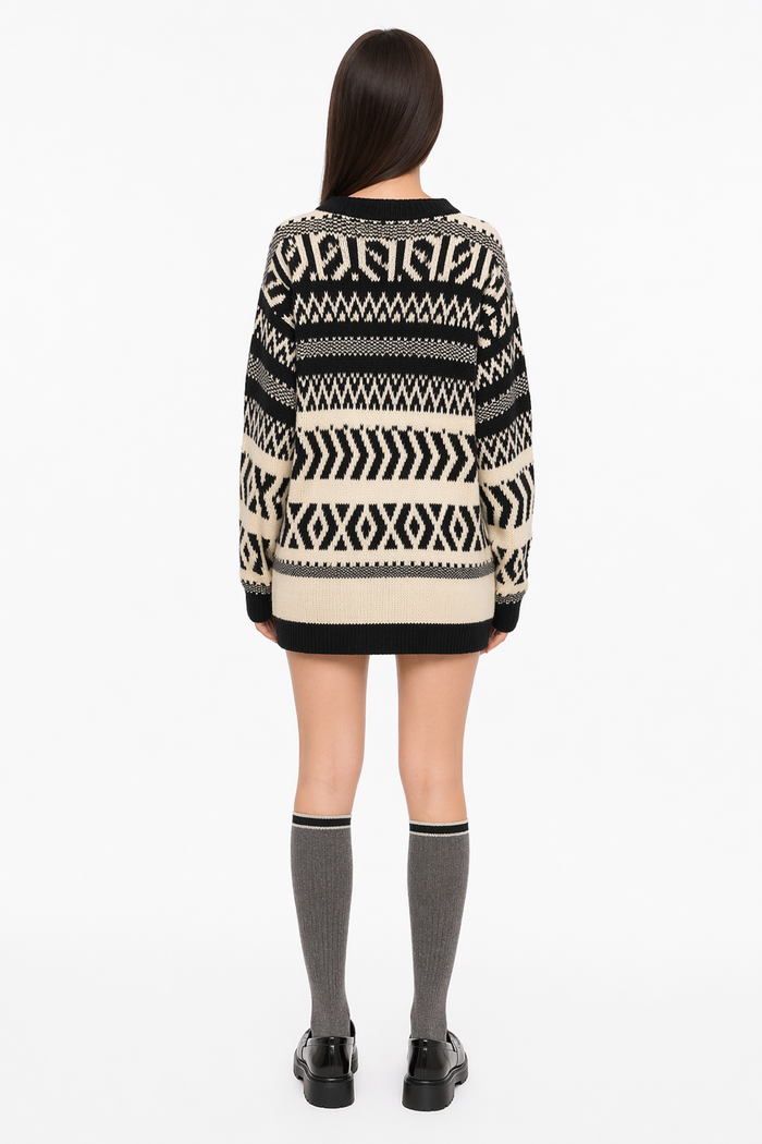 Geo Pattern Women's Round Sweater Default