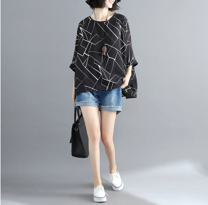Geo Print Batwing Top for Women: black, white women's loose-fit top, minimal contemporary style