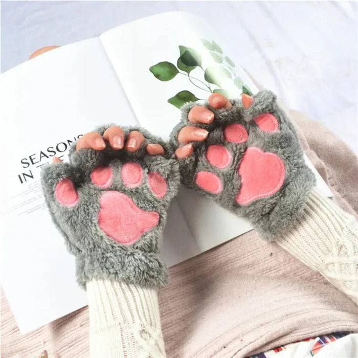 Girls' Winter Gloves with Cat Claw Design: black, pink cat paw theme, kawaii style