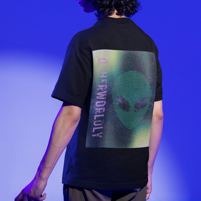 Graphic T-Shirt Featuring an Extraterrestrial Back Design: light gray, black alien head, graphic streetwear style