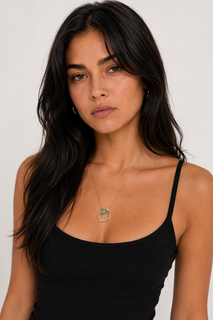 Heart of Gold: A Radiant Jade Necklace with a Touch of Elegance Default