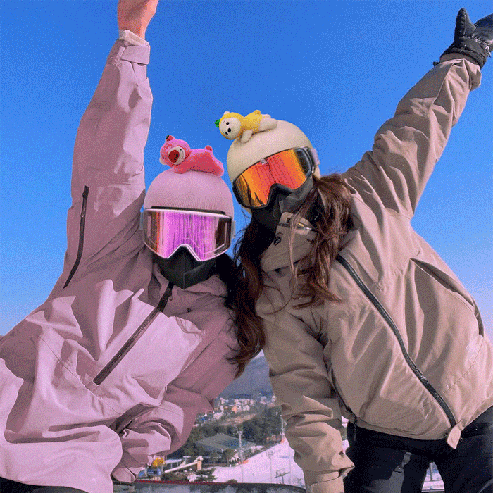 Helmet Rizz: Fun, Eye-Catching, and Durable: black, pink cat, kawaii style