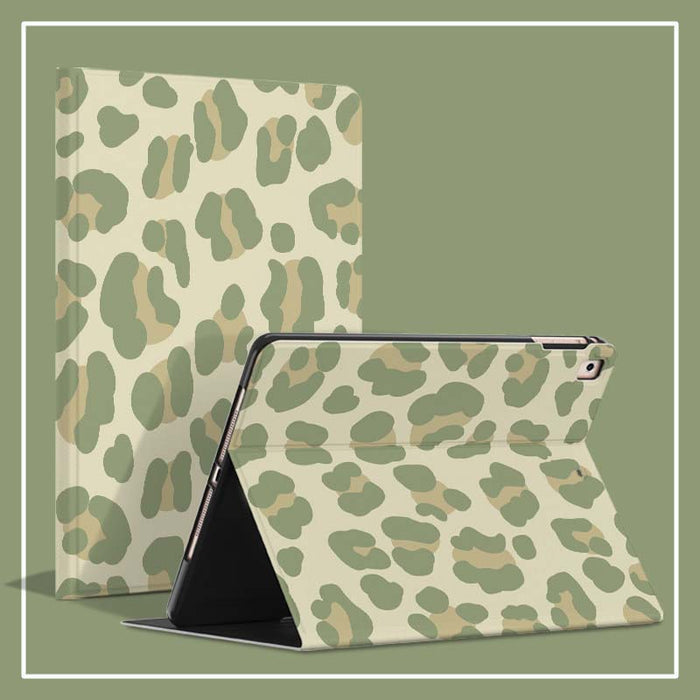 Leopard Print iPad Air Folio Case: light pink, dark pink pink leopard-like pattern, cartoon, patterned style