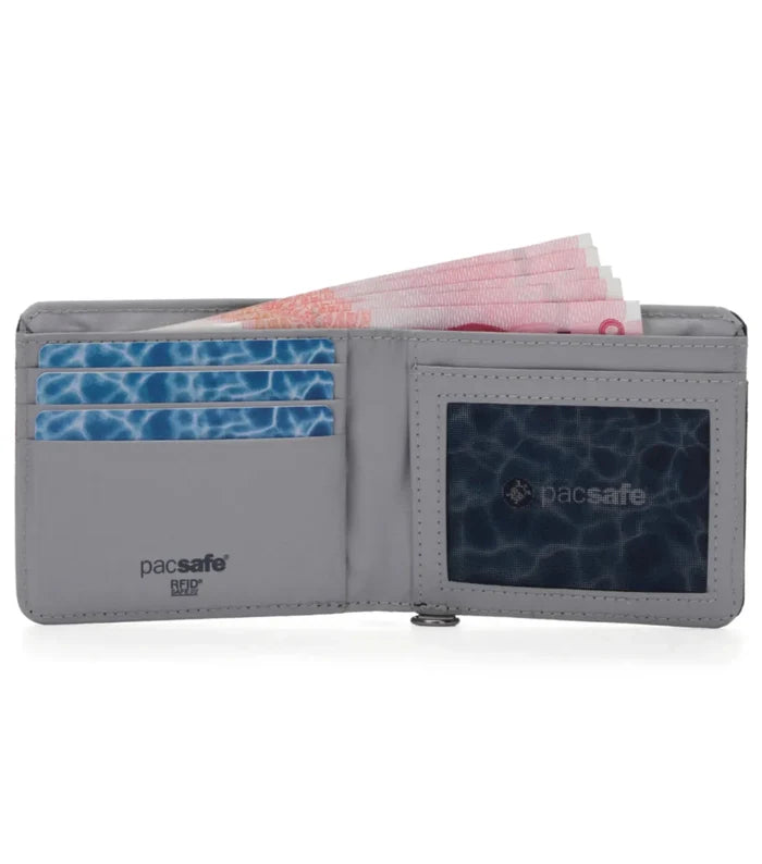 Pacsafe RFIDsafe Bifold Wallet - Jet Black