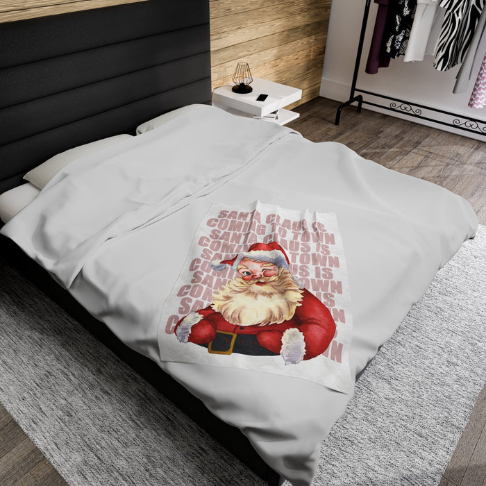 Plush Throw, Santa Claus Inspired Blanket: white, red Santa Claus, vintage cartoon Christmas style