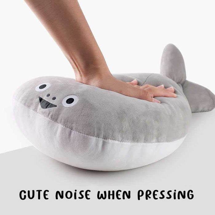 Sacabambaspis Plush Toy: Memorable Meme Fun: gray, white whale, cute cartoon style