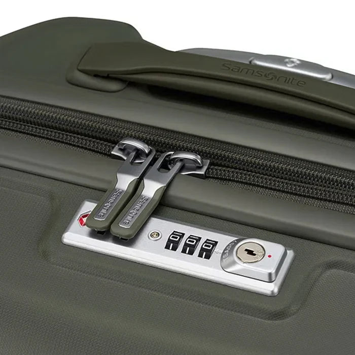 Samsonite Oc2Lite 55 cm 4 Wheeled Expandable Carry-On Spinner Suitcase - Olive Green