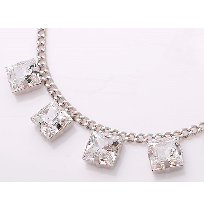 Silver Necklace with Crystal Accents: silver, clear necklace, delicate, elegant style