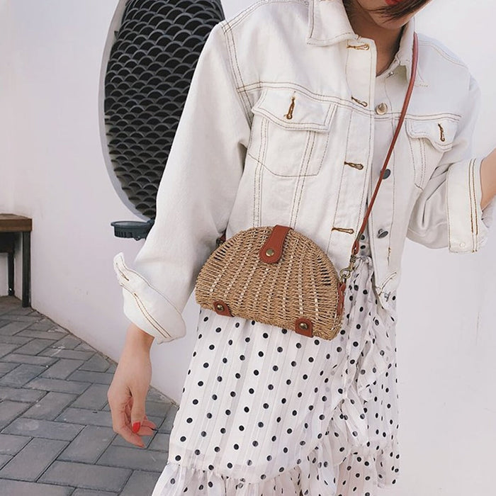 Straw Crossbody Bag, Emphasizing the Essence, Distinct from the Original: natural tan, brown handbag, minimal boho style