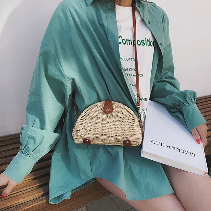 Straw Crossbody Bag, Emphasizing the Essence, Distinct from the Original: natural tan, brown handbag, minimal boho style