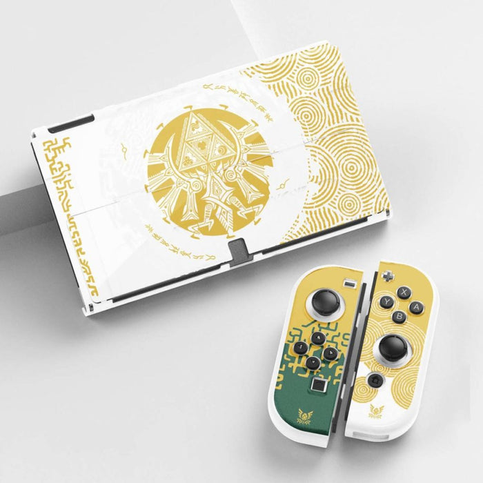 Tears of the Kingdom Switch Case: white, gold stylized lion emblem, minimal geometric style