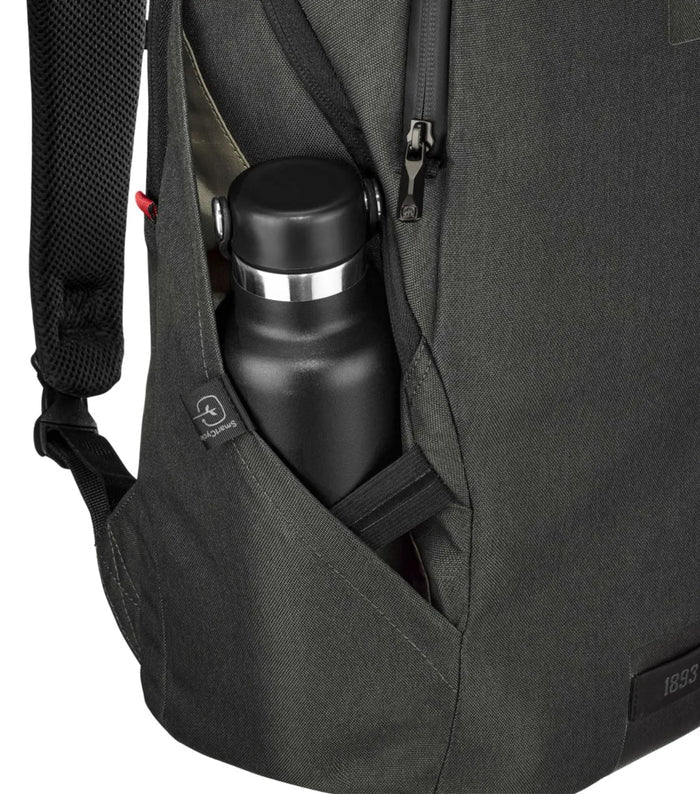 Expandable “hide-away” side pockets